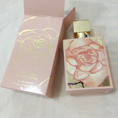 قیمت خرید عطر و ادکلن | ا دوزن رزز امبر کویین | A Dozen Roses - Amber Queen