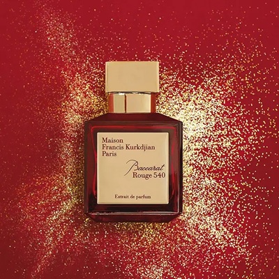 ماندگاری عطر ادکلن باکارات رژ قرمز 540 (Baccarat Rouge 540)