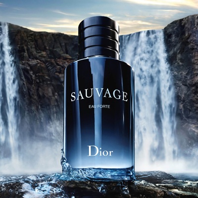 تفاوت و مشخصات و تشخیص اصل از تقلبی عطر ادکلن ساواج ساواژ دیور (Dior Sauvage)