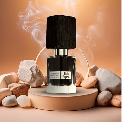 دیدگاه و نظرات استفاده کنندگان عطر و ادکلن بلک افغان-ناسوماتو بلک افگانو (Nasomatto Black Afgano)