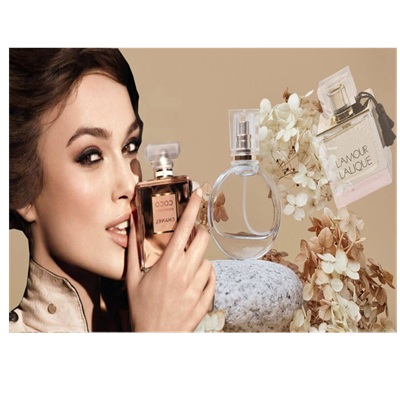 چطور عطر و ادکلن را روی بدن بزنیم که ماندگاری بیشتری داشته باشد؟ راهکارهای ساده برای خوشبوتر شدن