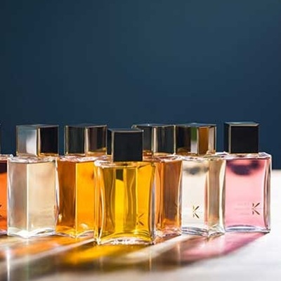 مهم‌ترین تفاوت عطر و ادکلن چیست؟ مقایسه غلظت و ماندگاری